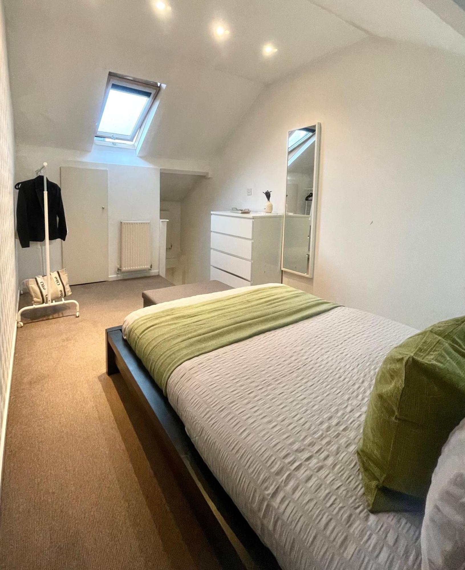 A Fantastic One Double Bedroom Flat Londyn Zewnętrze zdjęcie
