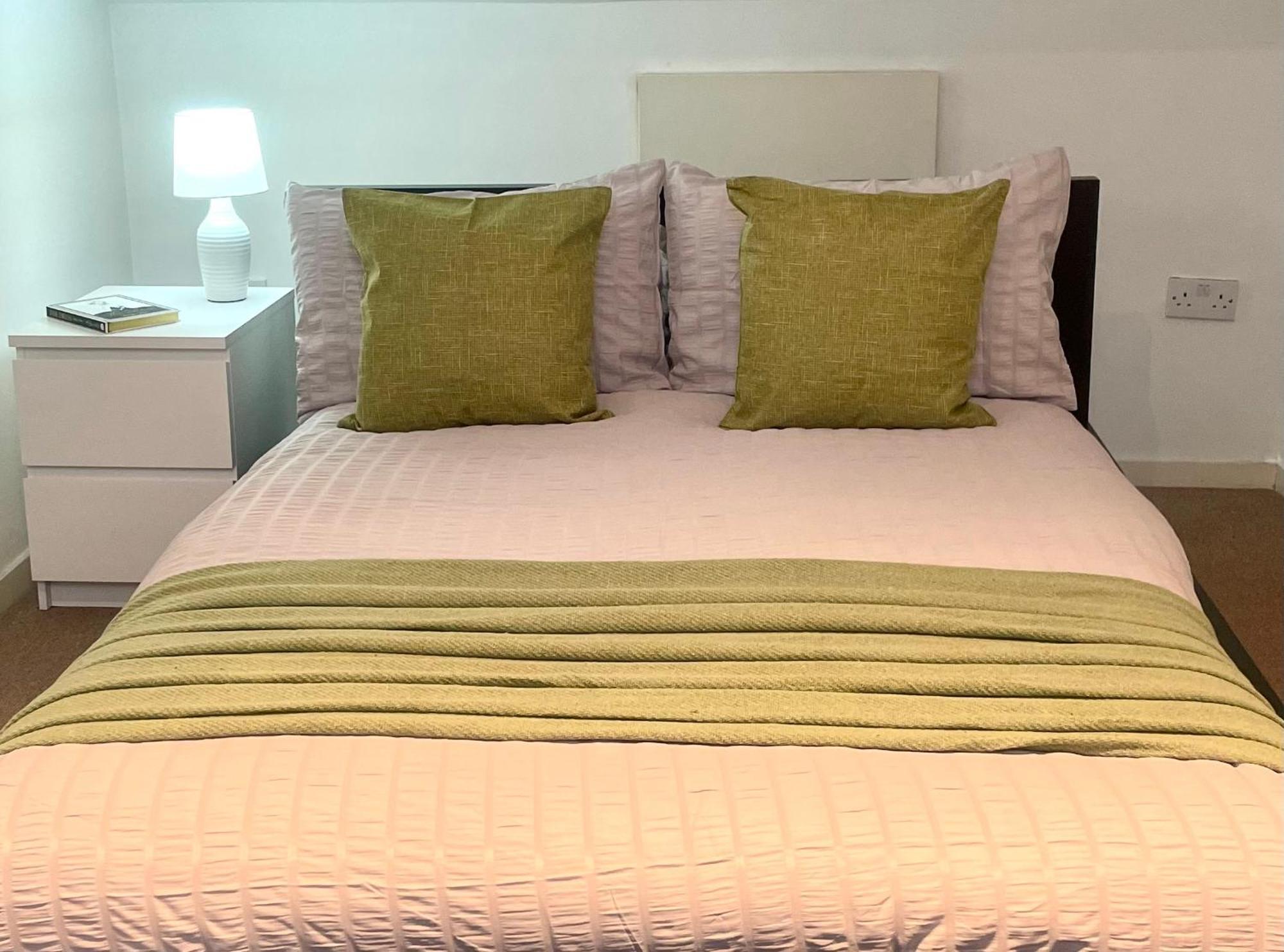 A Fantastic One Double Bedroom Flat Londyn Zewnętrze zdjęcie